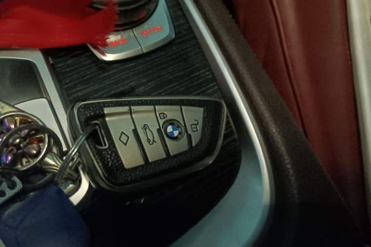 Used BMW 7 Series 2018 730Li Leading Model M Sport Package Vehicle Key