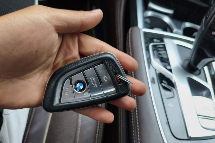 Used BMW 7 Series 2018 730Li Luxury Edition M Sport Package Vehicle Key
