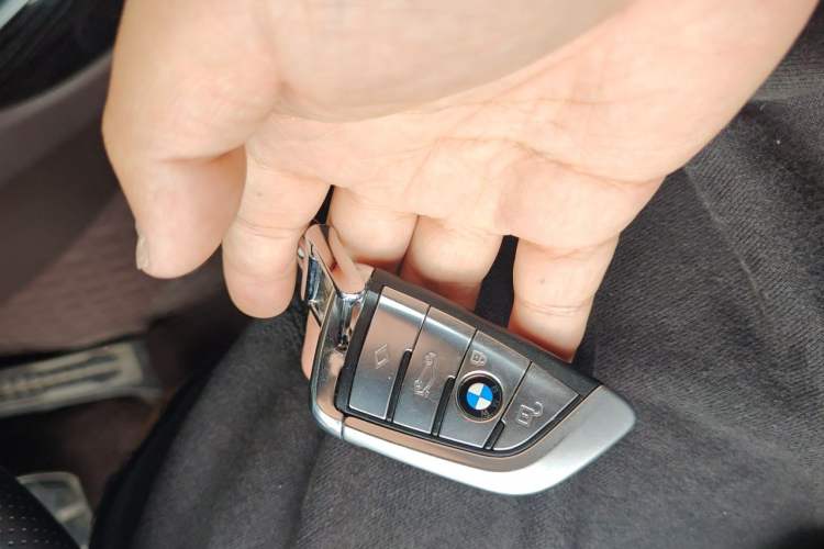 Used BMW 7 Series 2018 730Li Leading Model M Sport Package Vehicle Key