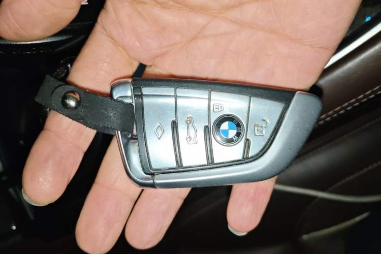 Used BMW 7 Series 2018 740Li Leading Model Excellence Package Vehicle Key
