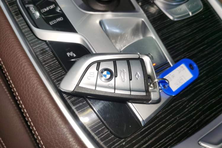 Used BMW 7 Series 2018 730Li Leading Model M Sport Package Vehicle Key
