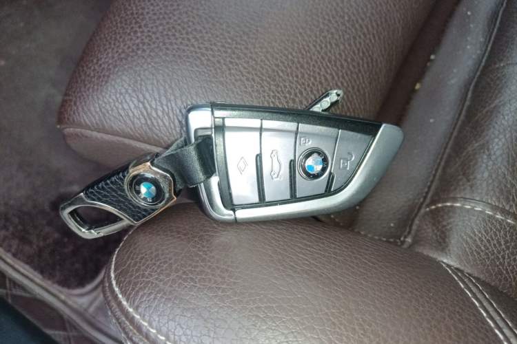Used BMW 7 Series 2018 730Li Leading Model M Sport Package Vehicle Key