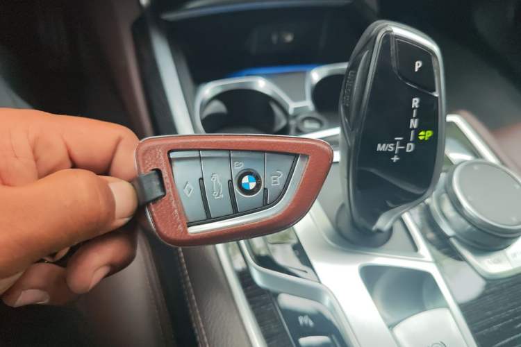 Used BMW 7 Series 2018 730Li Leading Model M Sport Package Vehicle Key