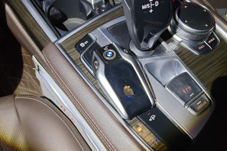 Used BMW 7 Series 2018 730Li Leading Model Excellence Package Vehicle Key