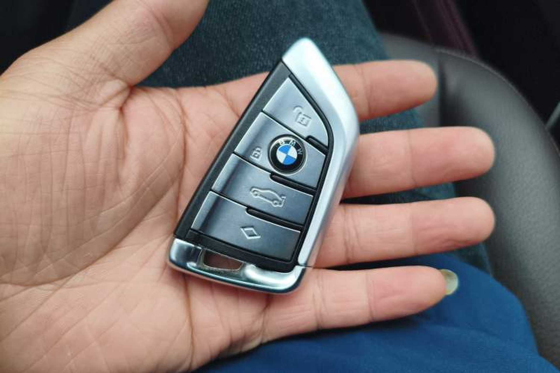 Used BMW 7 Series 2018 730Li Leading Model Excellence Package Vehicle Key