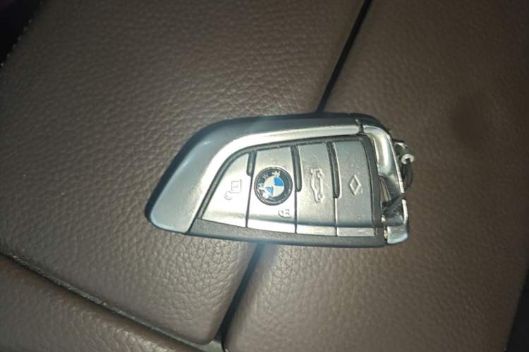 Used BMW 7 Series 2018 730Li Leading Model M Sport Package Vehicle Key