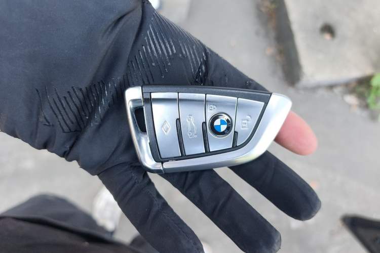 Used BMW 7 Series 2018 730Li Leading Model M Sport Package Vehicle Key