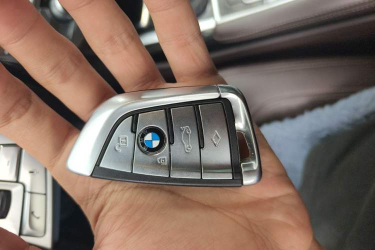 Used BMW 7 Series 2018 730Li Leading Model M Sport Package Vehicle Key