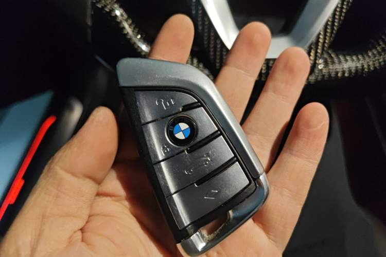 Used BMW 7 Series 2018 730Li Leading Model Excellence Package Vehicle Key