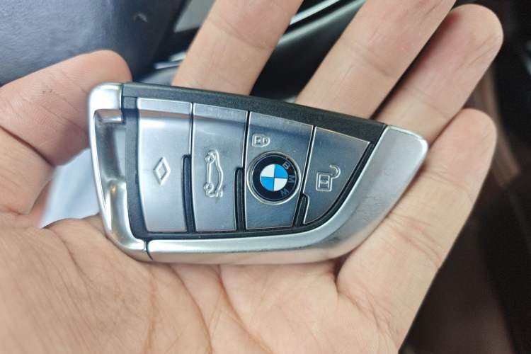 Used BMW 7 Series 2018 740Li xDrive Luxury Edition Excellence Package Vehicle Key