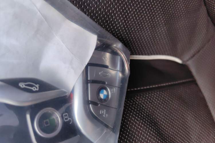 Used BMW 7 Series 2018 740Li M Sport Package Leading Model Vehicle Key