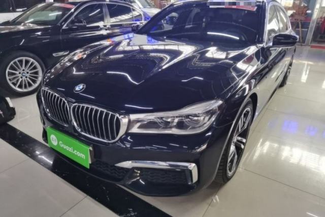 Ojetý BMW 7 Series 2018 740Li M Sport Package Leading Model