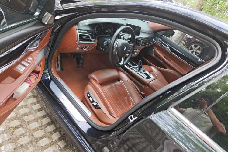 Used BMW 7 Series 2018 740Li xDrive Luxury Edition M Sport Package Driver Seat
