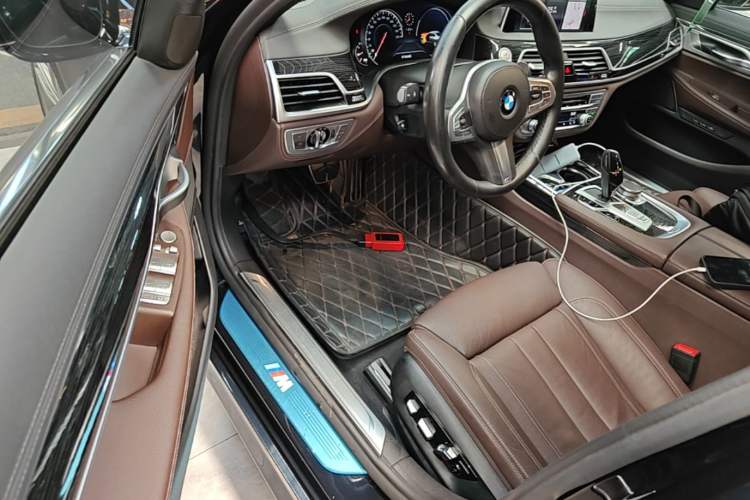 Used BMW 7 Series 2018 730Li Leading Model M Sport Package Driver Seat