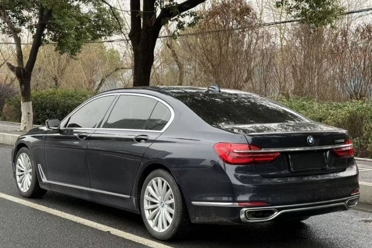 Used BMW 7 Series 2018 730Li Leading Model Excellence Package Exterior 2