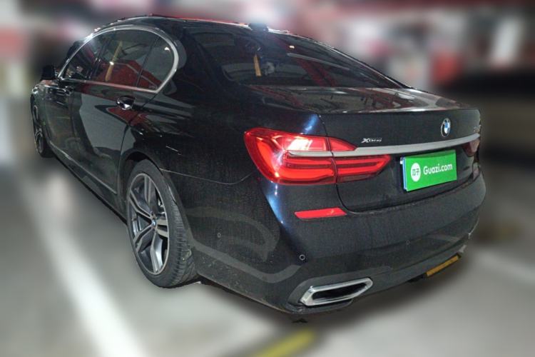 Used BMW 7 Series 2018 740Li xDrive Luxury Edition M Sport Package Exterior 3