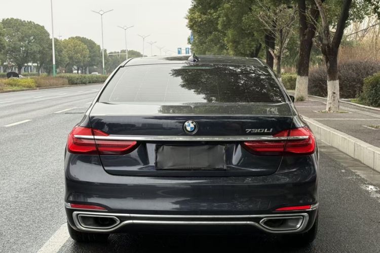 Used BMW 7 Series 2018 730Li Leading Model Excellence Package Exterior 4