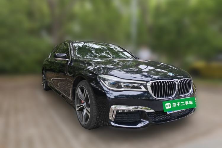 Used BMW 7 Series 2018 740Li xDrive Luxury Edition M Sport Package Front Right 45 Deg