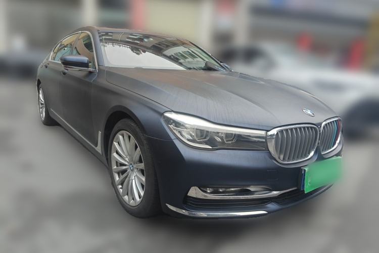 Used BMW 7 Series 2018 730Li Leading Model Excellence Package Front Right 45 Deg