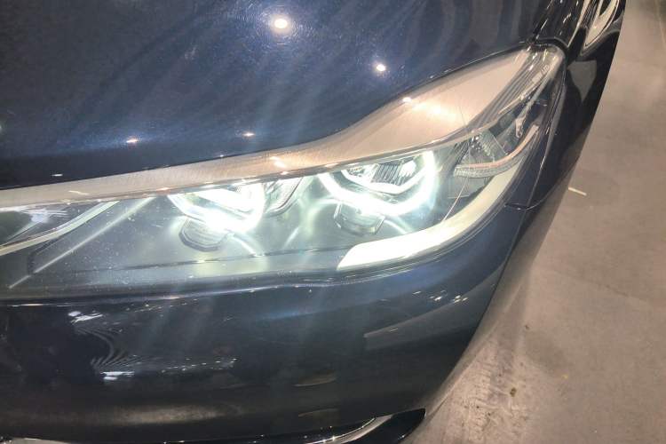 Used BMW 7 Series 2018 730Li Leading Model Excellence Package Left Front Headlight