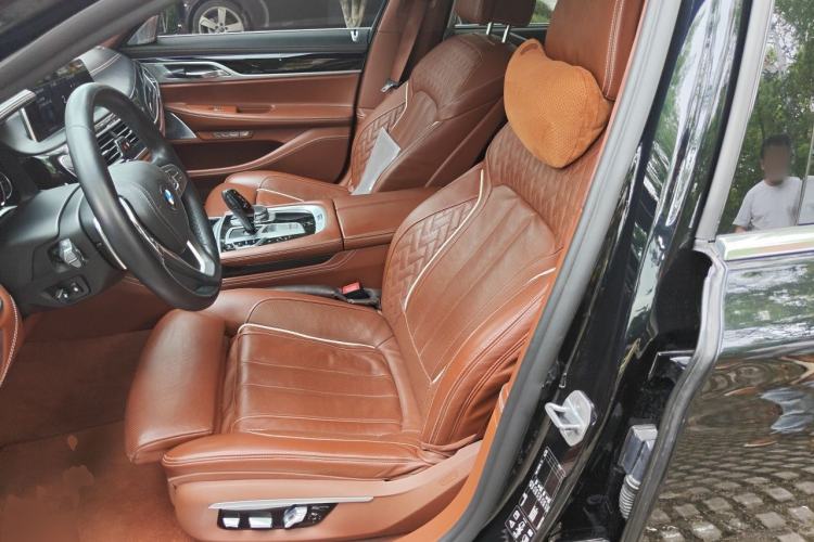 Used BMW 7 Series 2018 740Li xDrive Luxury Edition M Sport Package Left Front Seat