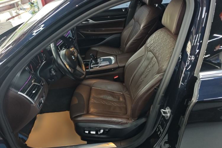 Used BMW 7 Series 2018 730Li Luxury Edition M Sport Package Left Front Seat