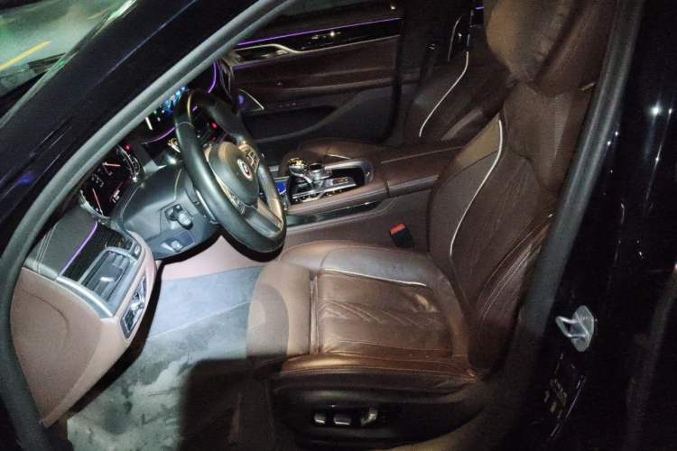 Used BMW 7 Series 2018 730Li Luxury Edition M Sport Package Left Front Seat