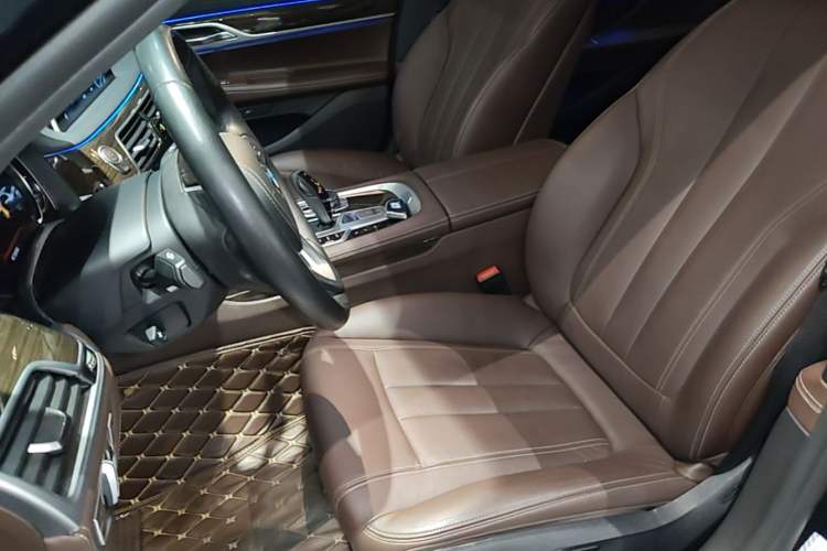 Used BMW 7 Series 2018 730Li Leading Model Excellence Package Left Front Seat