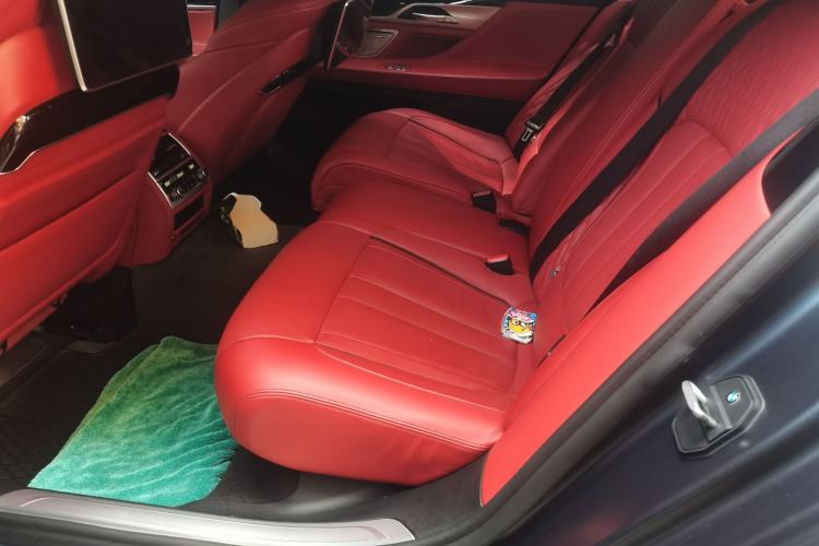 Used BMW 7 Series 2018 740Li xDrive Luxury Edition M Sport Package Left Rear Seat
