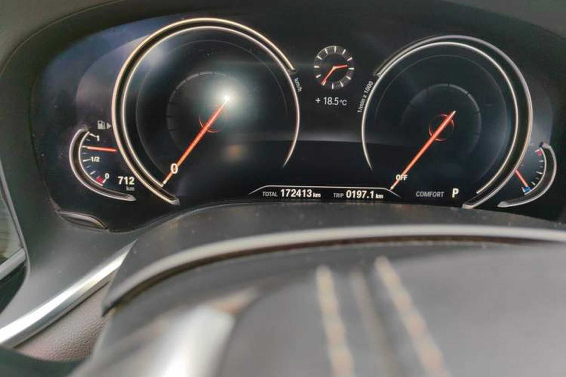 Used BMW 7 Series 2018 730Li Leading Model Excellence Package Odometer Close Up
