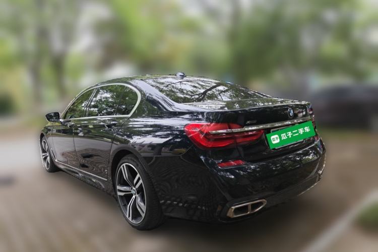 Used BMW 7 Series 2018 740Li xDrive Luxury Edition M Sport Package Rear Left 45 Deg