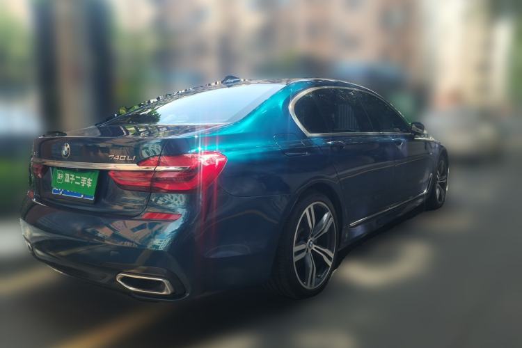 Used BMW 7 Series 2018 740Li xDrive Luxury Edition M Sport Package Rear Right 45 Deg