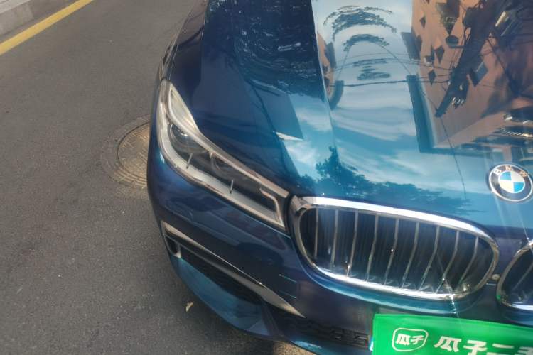 Used BMW 7 Series 2018 740Li xDrive Luxury Edition M Sport Package Right Front Headlight