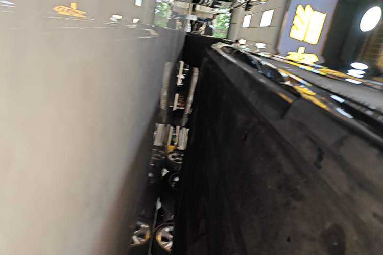 Used BMW 7 Series 2018 730Li Leading Model M Sport Package Right Side Sill