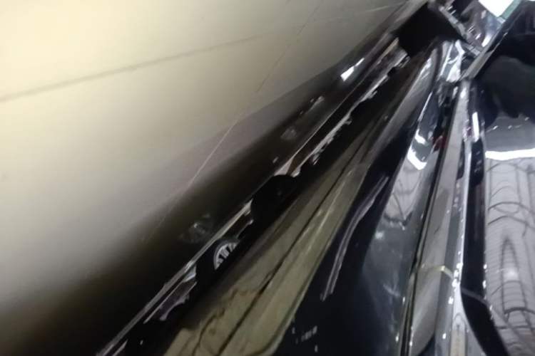 Used BMW 7 Series 2018 730Li Luxury Edition M Sport Package Right Side Sill