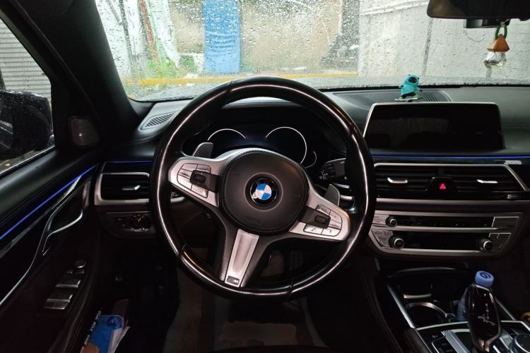 Used BMW 7 Series 2018 730Li Luxury Edition M Sport Package Steering Wheel