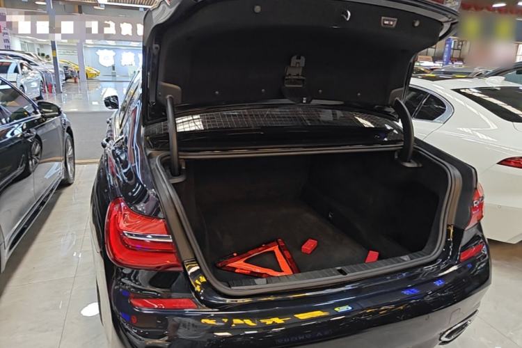 Used BMW 7 Series 2018 730Li Leading Model M Sport Package Trunk