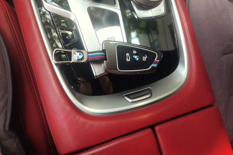 Used BMW 7 Series 2018 740Li xDrive Luxury Edition M Sport Package Vehicle Key