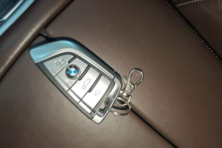 Used BMW 7 Series 2018 730Li Luxury Edition M Sport Package Vehicle Key