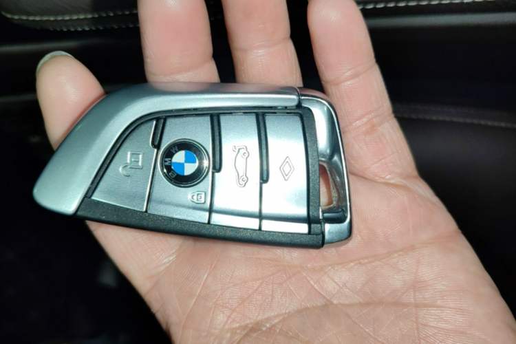 Used BMW 7 Series 2018 730Li Leading Model Excellence Package Vehicle Key