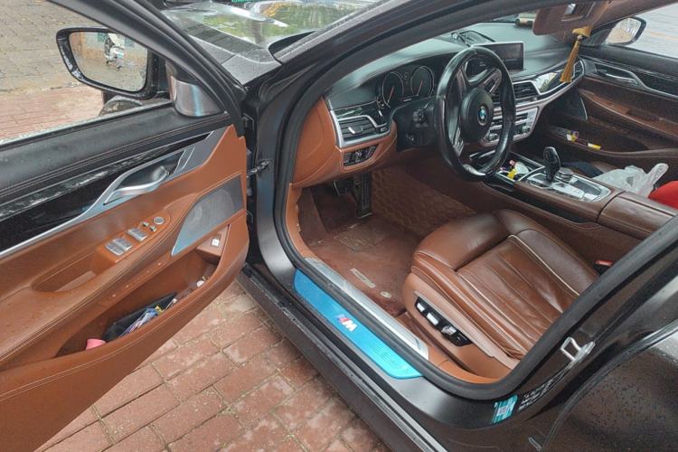 Used BMW 7 Series 2018 740Li xDrive Luxury Edition M Sport Package Driver Seat