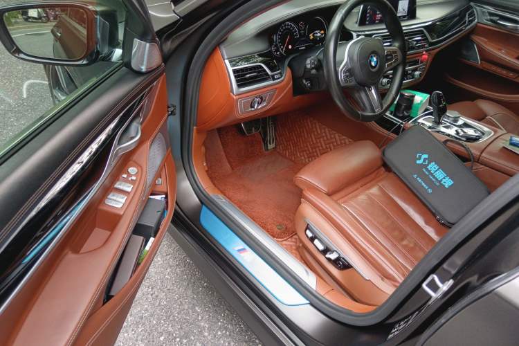 Used BMW 7 Series 2018 740Li xDrive Luxury Edition M Sport Package Driver Seat