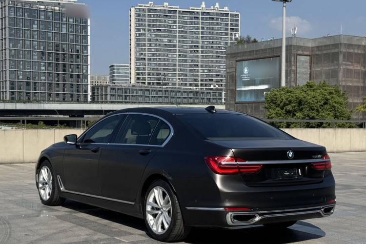 Used BMW 7 Series 2018 730Li Luxury Model Excellence Package Exterior 4