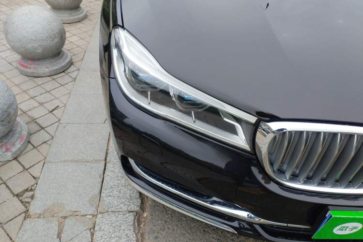 Used BMW 7 Series 2018 740Li xDrive Luxury Edition Excellence Package Exterior 6