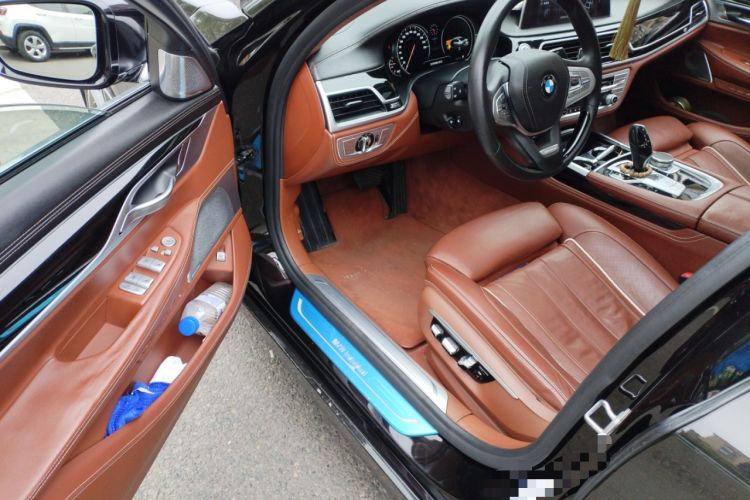 Used BMW 7 Series 2018 740Li xDrive Luxury Edition Excellence Package Interior 3