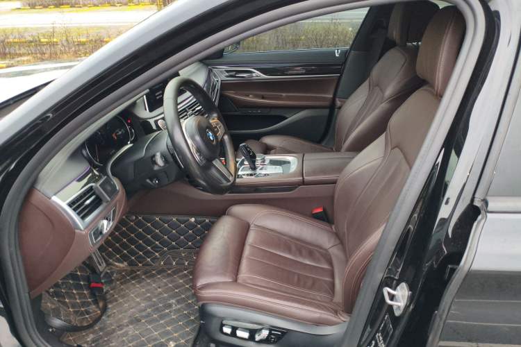 Used BMW 7 Series 2018 730Li Leading Model M Sport Package Left Front Seat