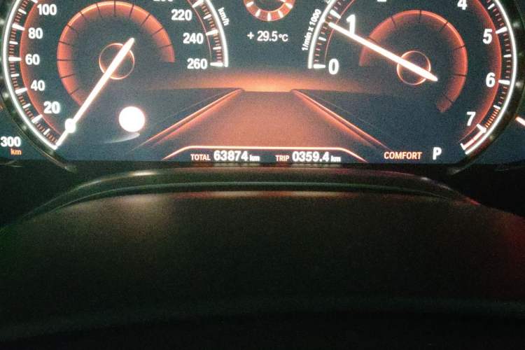 Used BMW 7 Series 2018 750Li xDrive M Sport Package Odometer Close Up