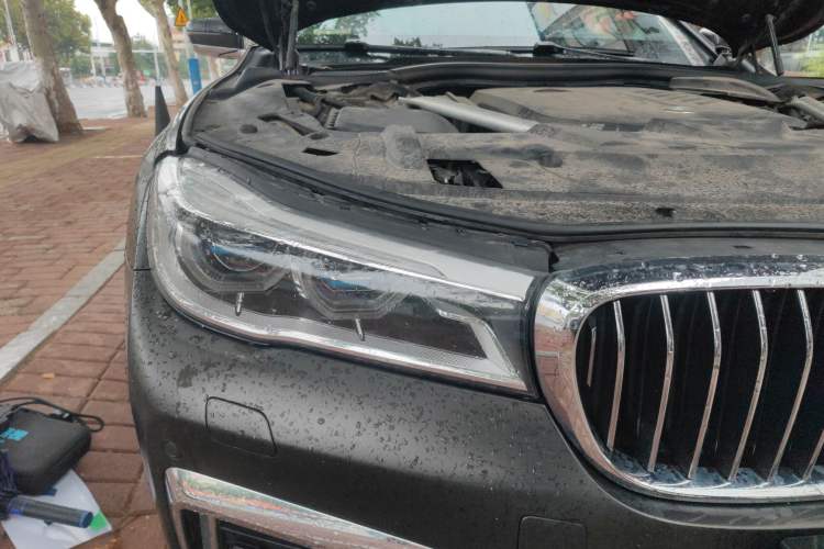 Used BMW 7 Series 2018 740Li xDrive Luxury Edition M Sport Package Right Front Headlight