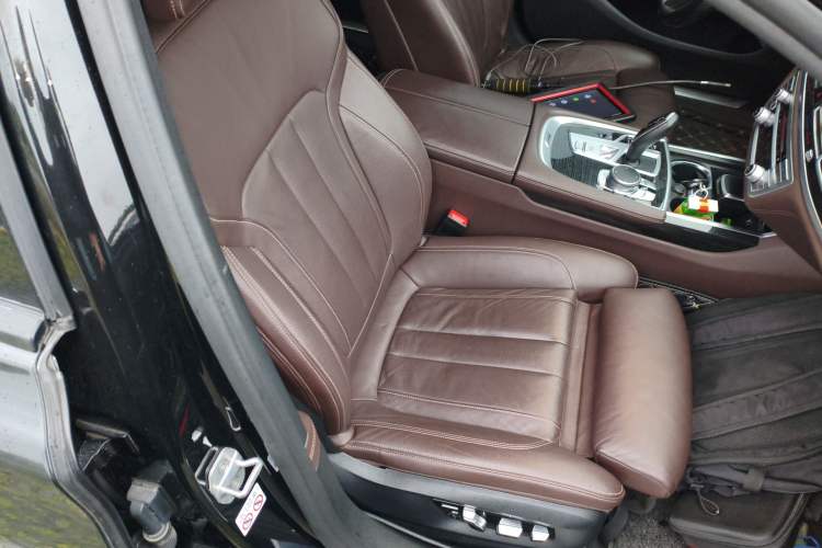 Used BMW 7 Series 2018 730Li Leading Model M Sport Package Right Front Seat