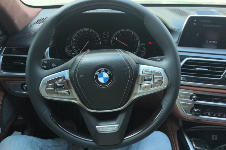 Used BMW 7 Series 2018 740Li xDrive Luxury Edition Excellence Package Steering Wheel